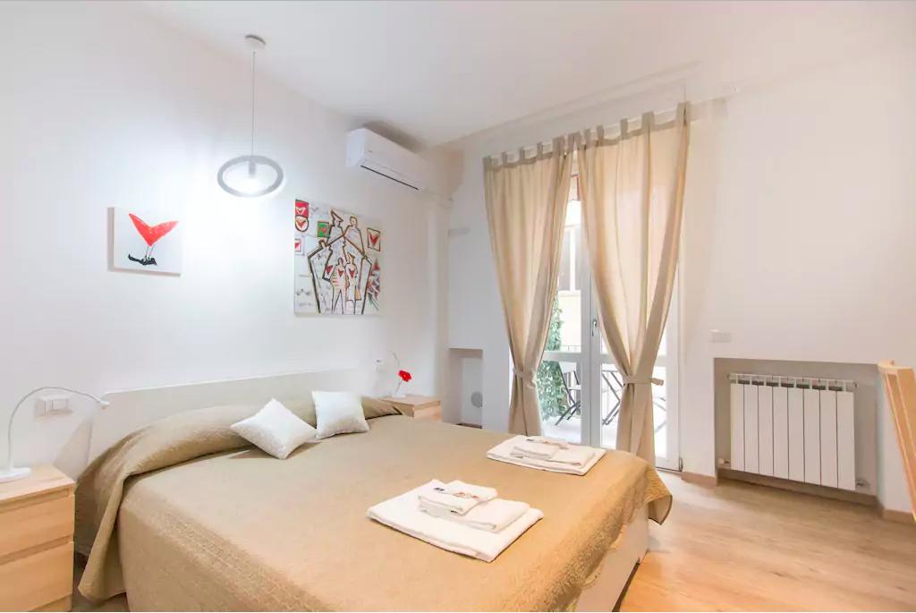 Via Colombo Holiday Rooms La Spezia Chambre photo