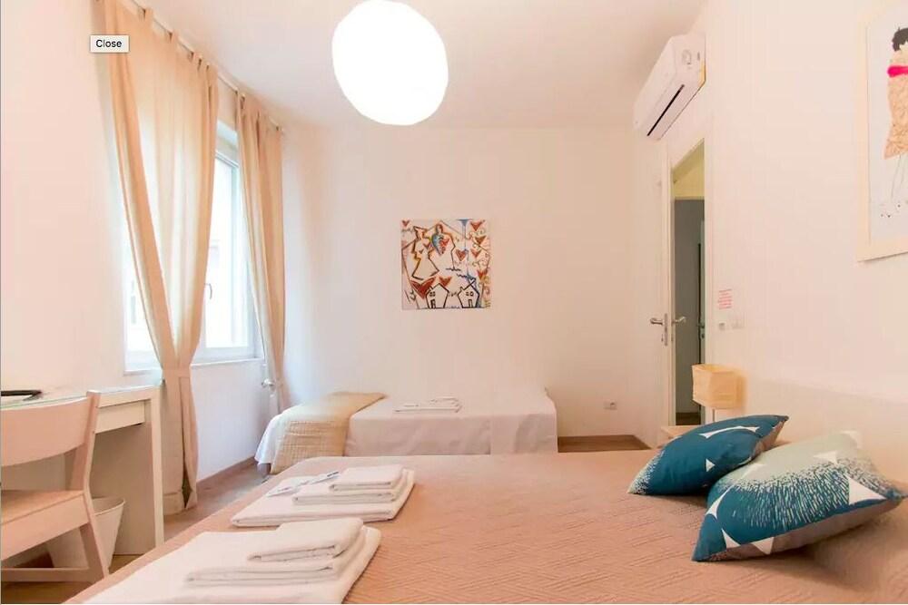 Via Colombo Holiday Rooms La Spezia Extérieur photo