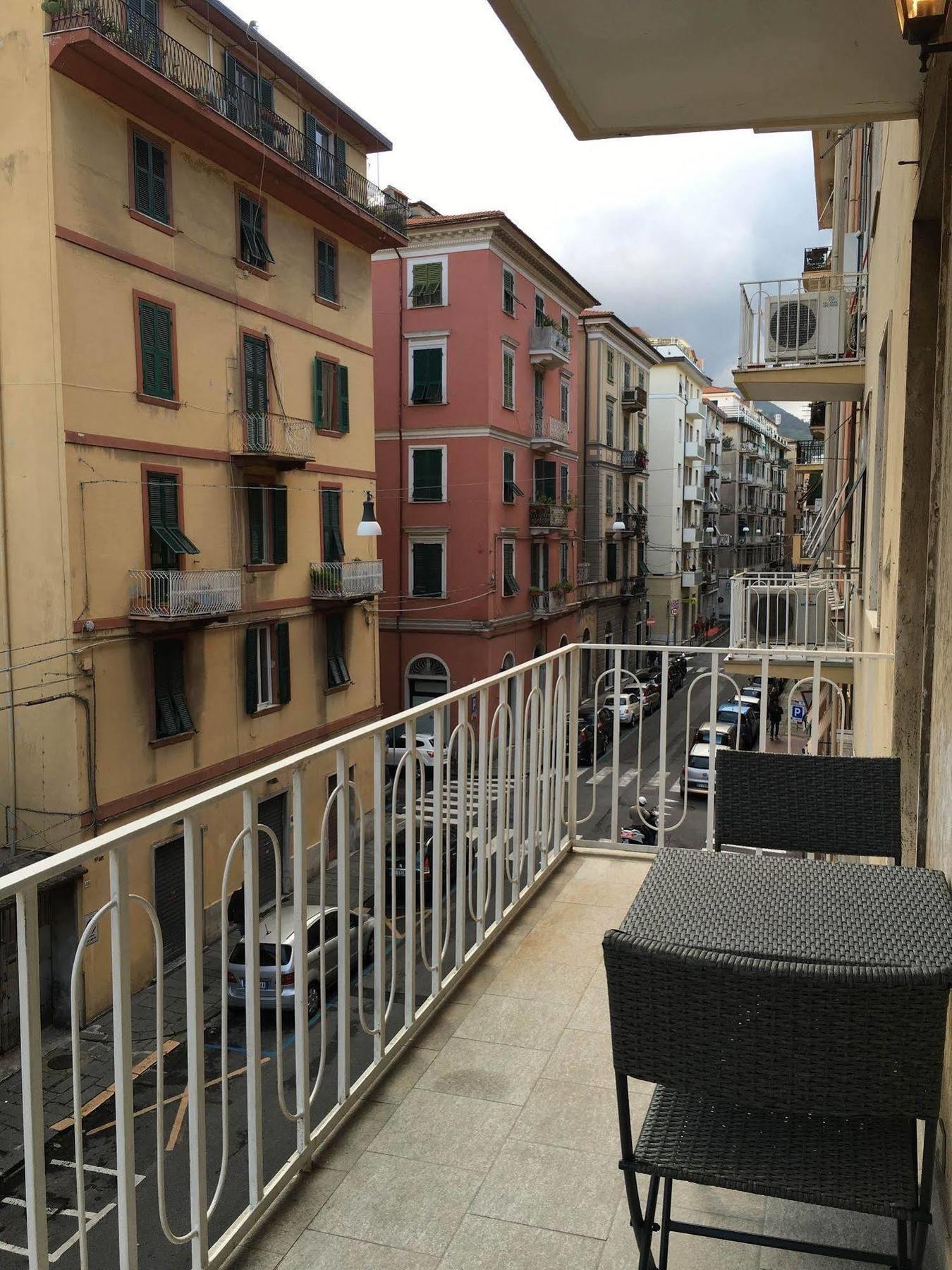 Via Colombo Holiday Rooms La Spezia Extérieur photo